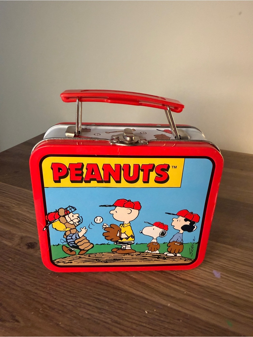 1995 Peanuts Baseball Metal Lunch Box Tin Snoopy Charlie Brown Collectible